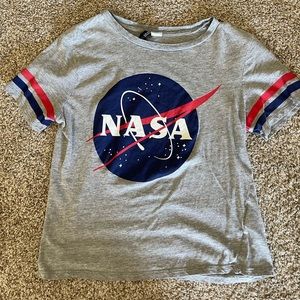 H&M Nasa cropped tee